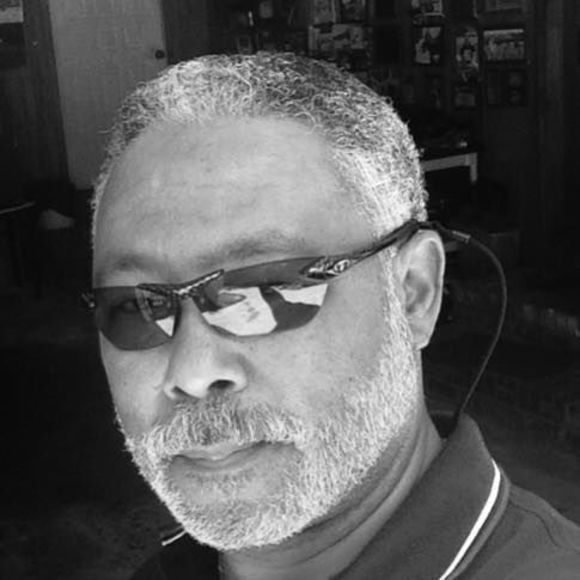 Meet your Posher, Robert - Picture 1 of 1